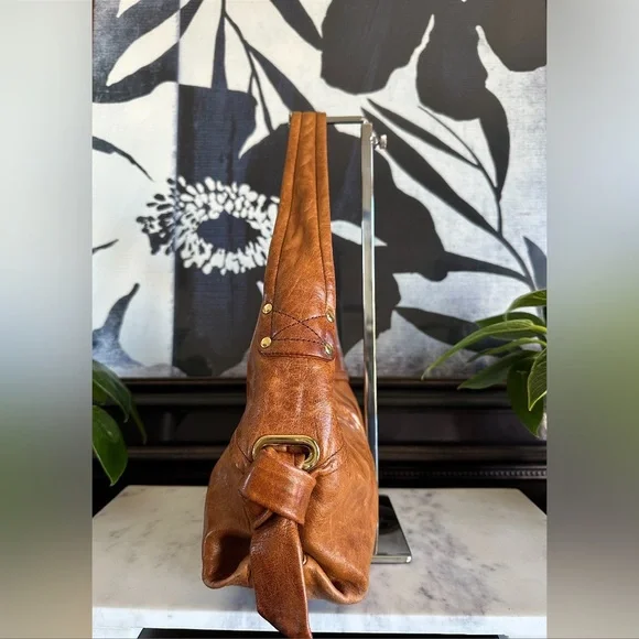 Kooba Brown Leather shoulder bag - Picture 4 of 15